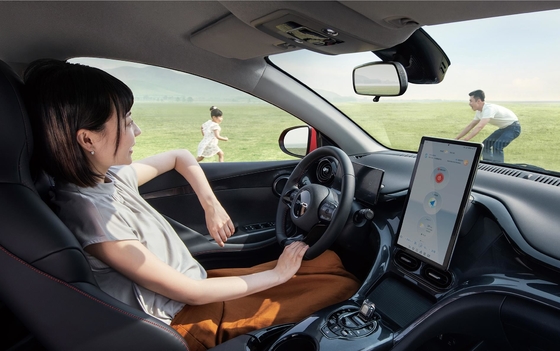 BYD e2 سدان الکتریکی کامپکت خالص 405 کیلومتر برد دارد