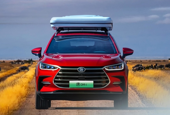 ماشين هاي بزرگ شهر و ابرهيبردي BYD، تانگ ديمي، به خاطر اختلال وارد مي شود
