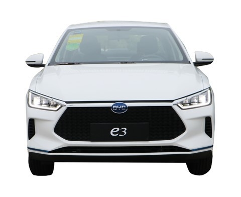 ماشين مخصوص امتحانات برقي خالص BYD با برد 350 کيلومتري